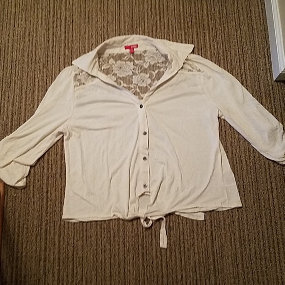 SALE! Crop Top from Bongo FINAL MARKDOWN - Picture 1 of 3
